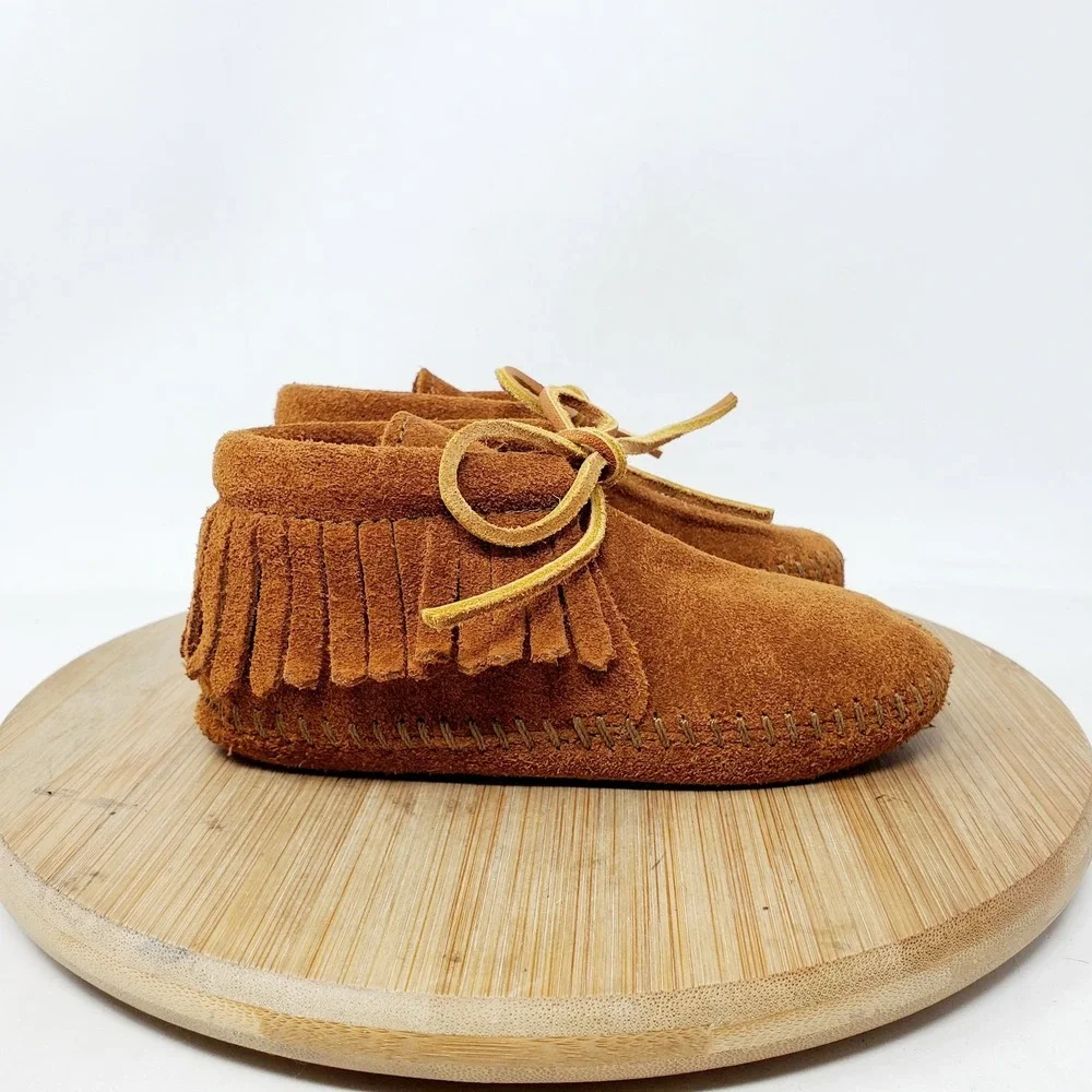 Minnetonka Softsole Bootie Kids 8 Brown Suede Fringe Minimalist Mocassin Shoes